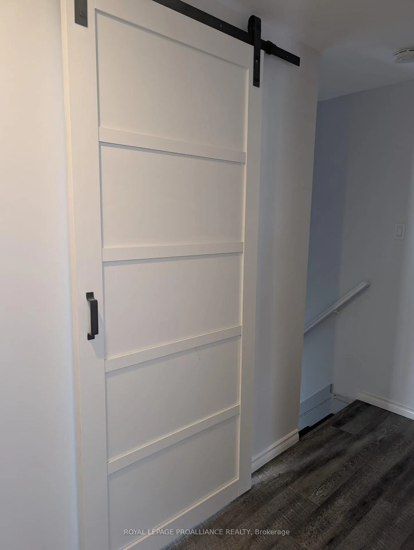 Photo 32 of 18 Jones Street, Belleville, Belleville Ward — HOMEH