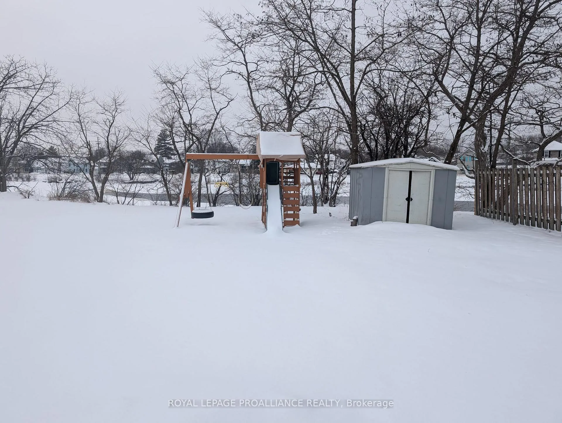 Photo 40 of 18 Jones Street, Belleville, Belleville Ward — HOMEH
