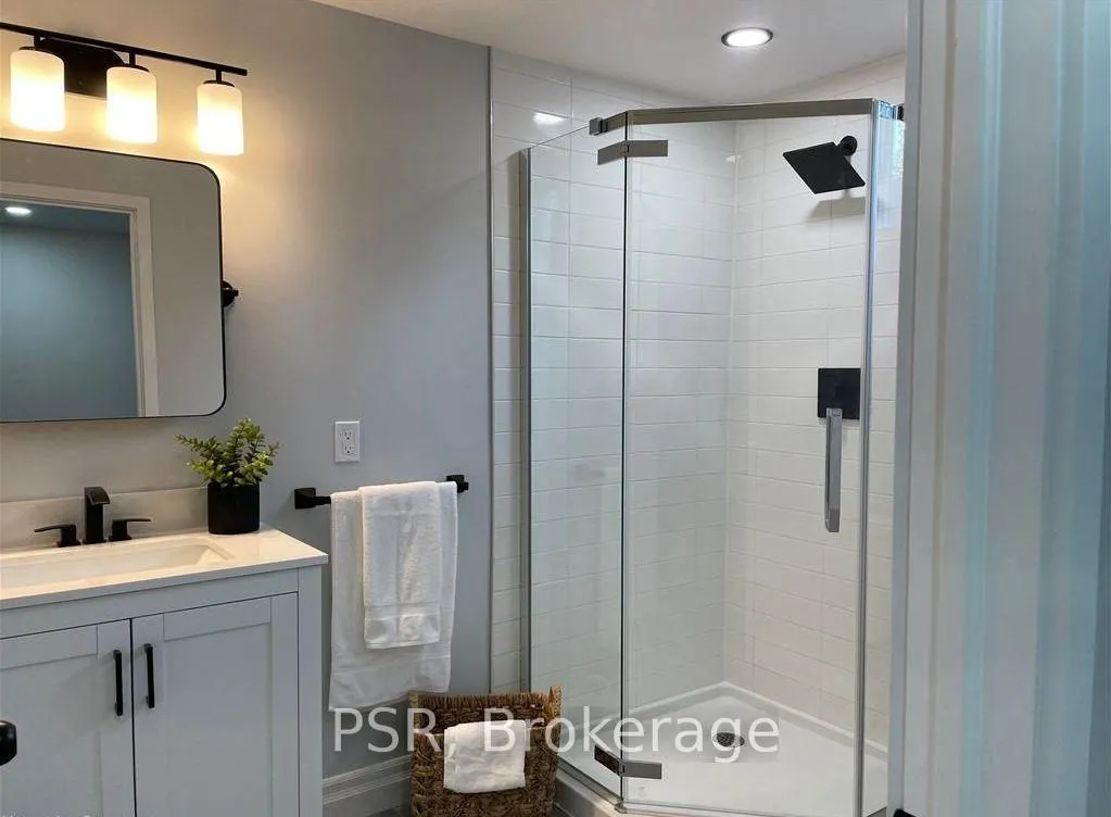 Photo 27 of 315 Veronica Drive, Kitchener — HOMEH