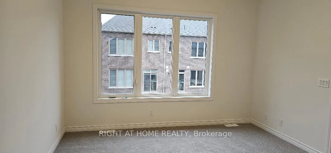 Photo 9 of 79 Freeman Willams Street, Markham, Markham Village — HOMEH
