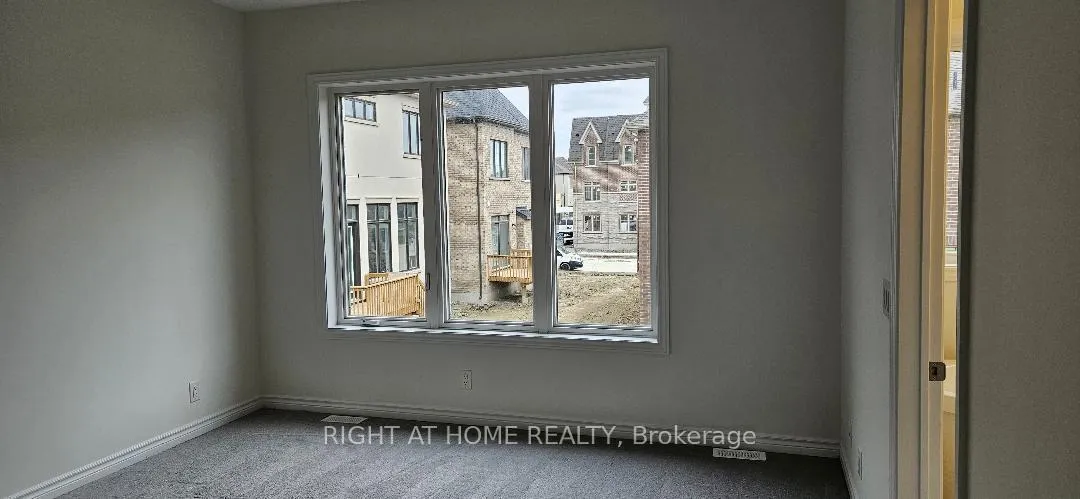 Photo 10 of 79 Freeman Willams Street, Markham, Markham Village — HOMEH