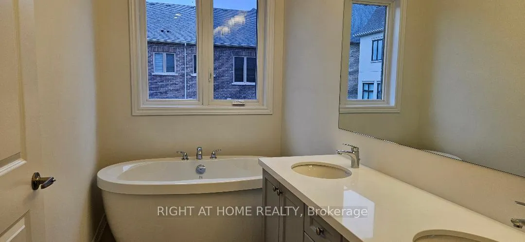 Photo 12 of 79 Freeman Willams Street, Markham, Markham Village — HOMEH