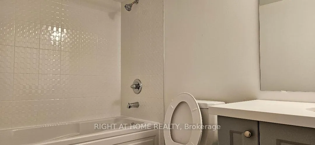Photo 14 of 79 Freeman Willams Street, Markham, Markham Village — HOMEH