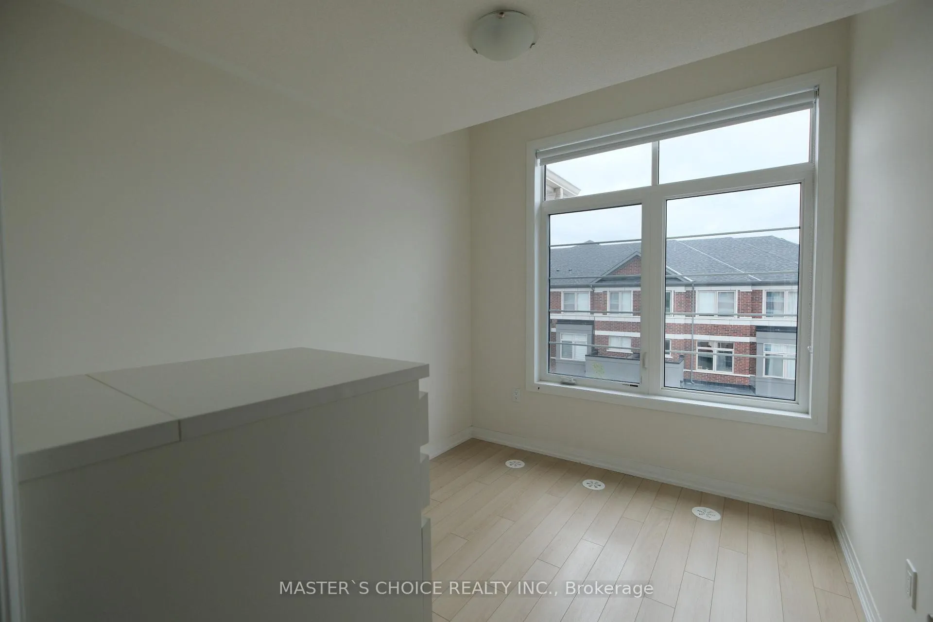 Photo 7 of 45 Sissons Way, Markham, Cedar Grove — HOMEH