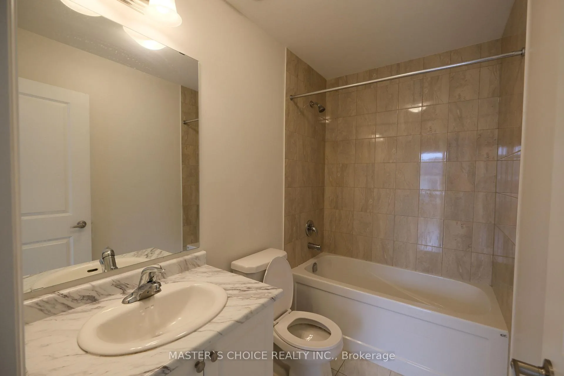 Photo 8 of 45 Sissons Way, Markham, Cedar Grove — HOMEH