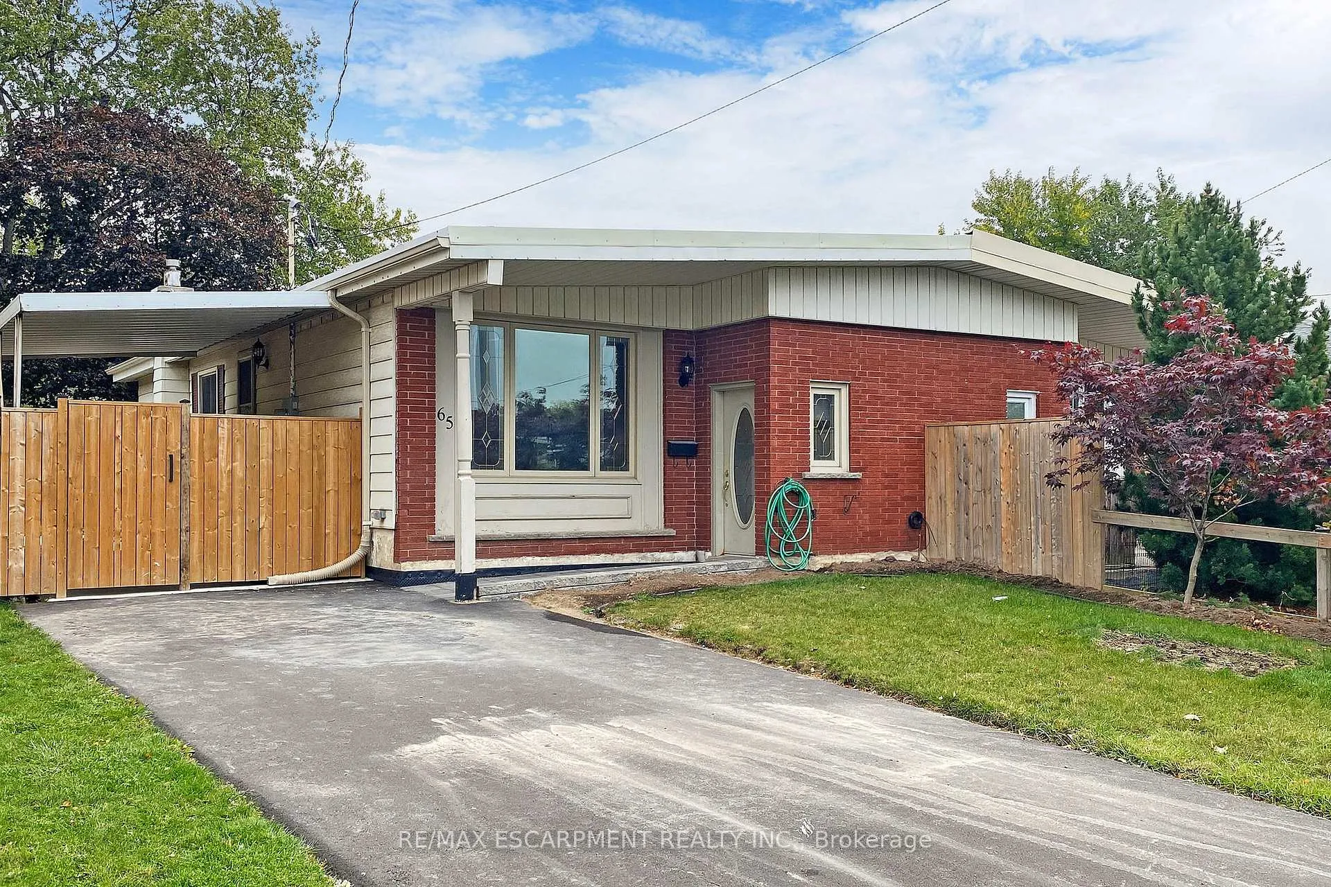 Front of Unit Lower, 65 Fielding Crescent