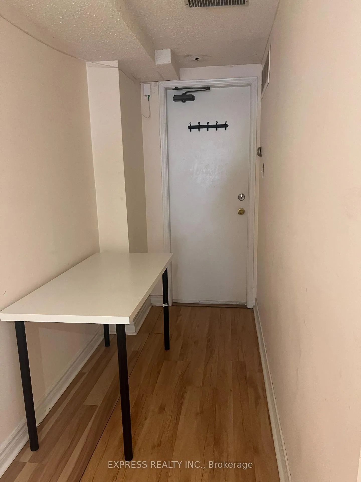 Photo 7 of Unit Lower, 99 Brunswick Avenue, Toronto, University — HOMEH