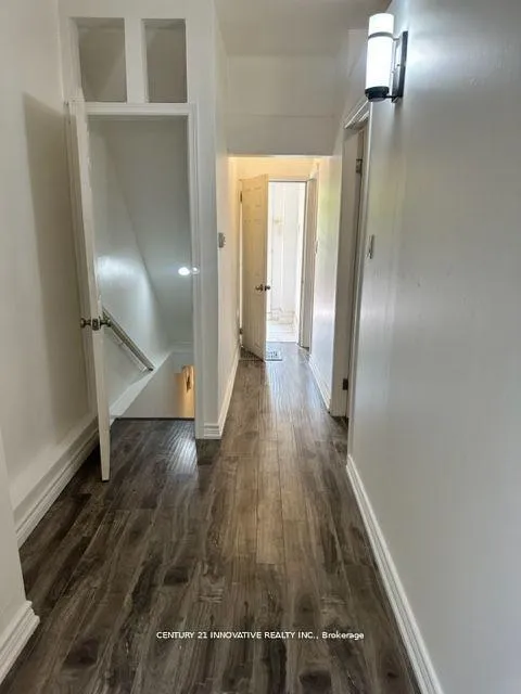 Photo 4 of 29 Eldon Avenue, Toronto, Crescent Town — HOMEH