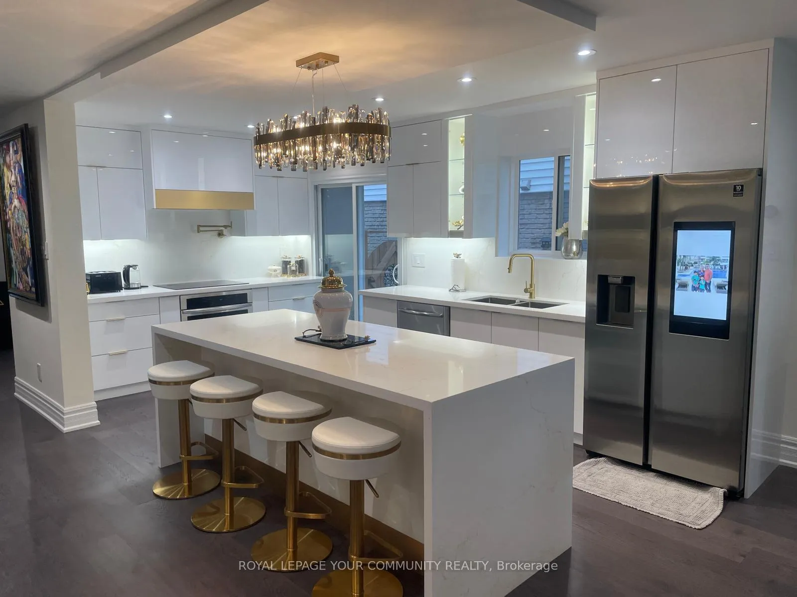 Photo 4 of 8 Kings College Road, Markham, Thornhill — HOMEH
