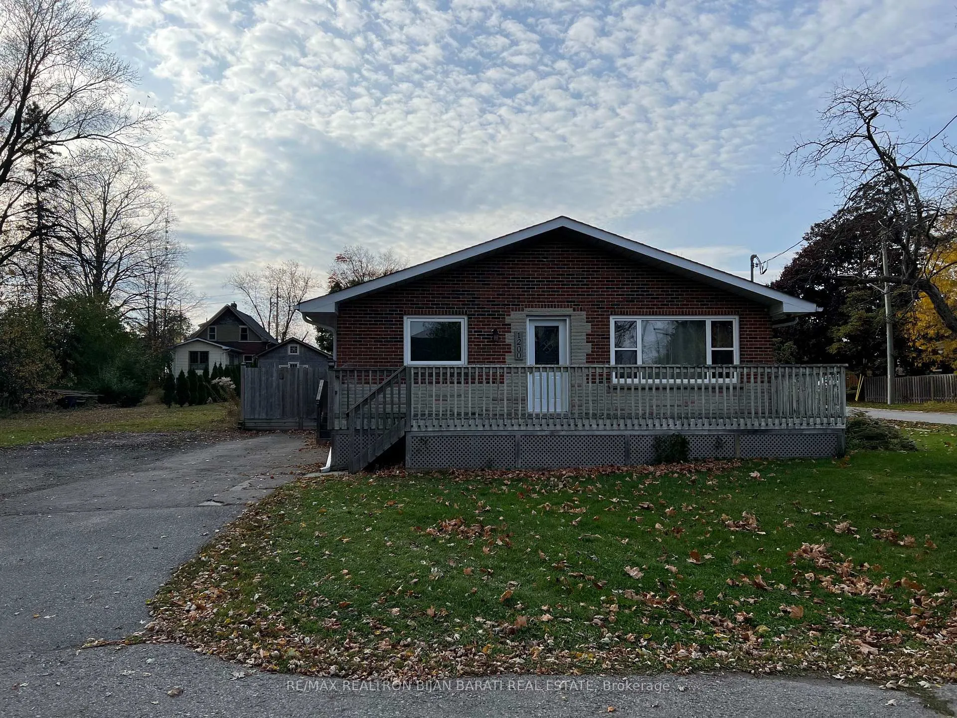 Photo 1 of 1200 Green Street, Whitby, Downtown Whitby — HOMEH