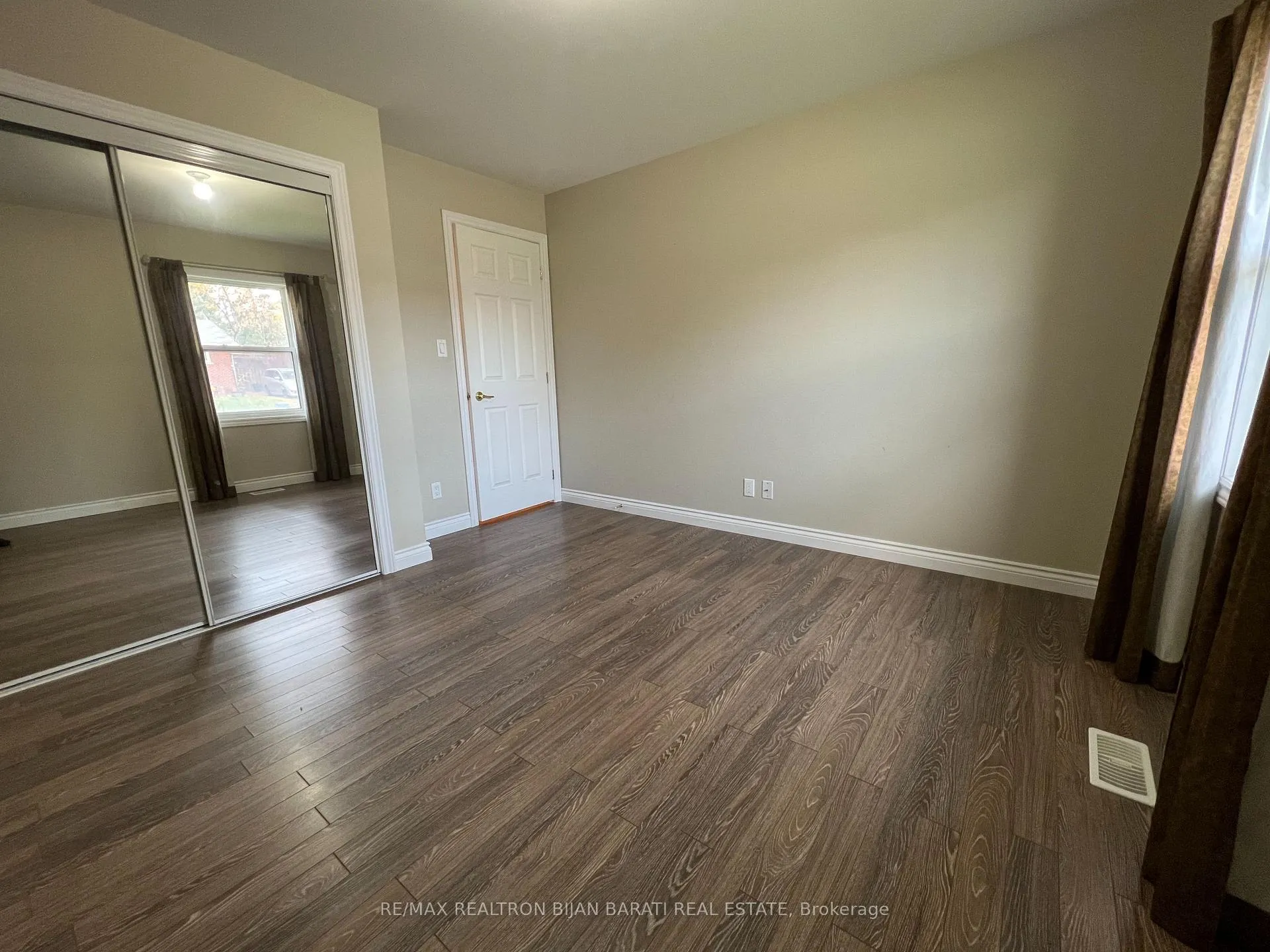 Photo 16 of 1200 Green Street, Whitby, Downtown Whitby — HOMEH