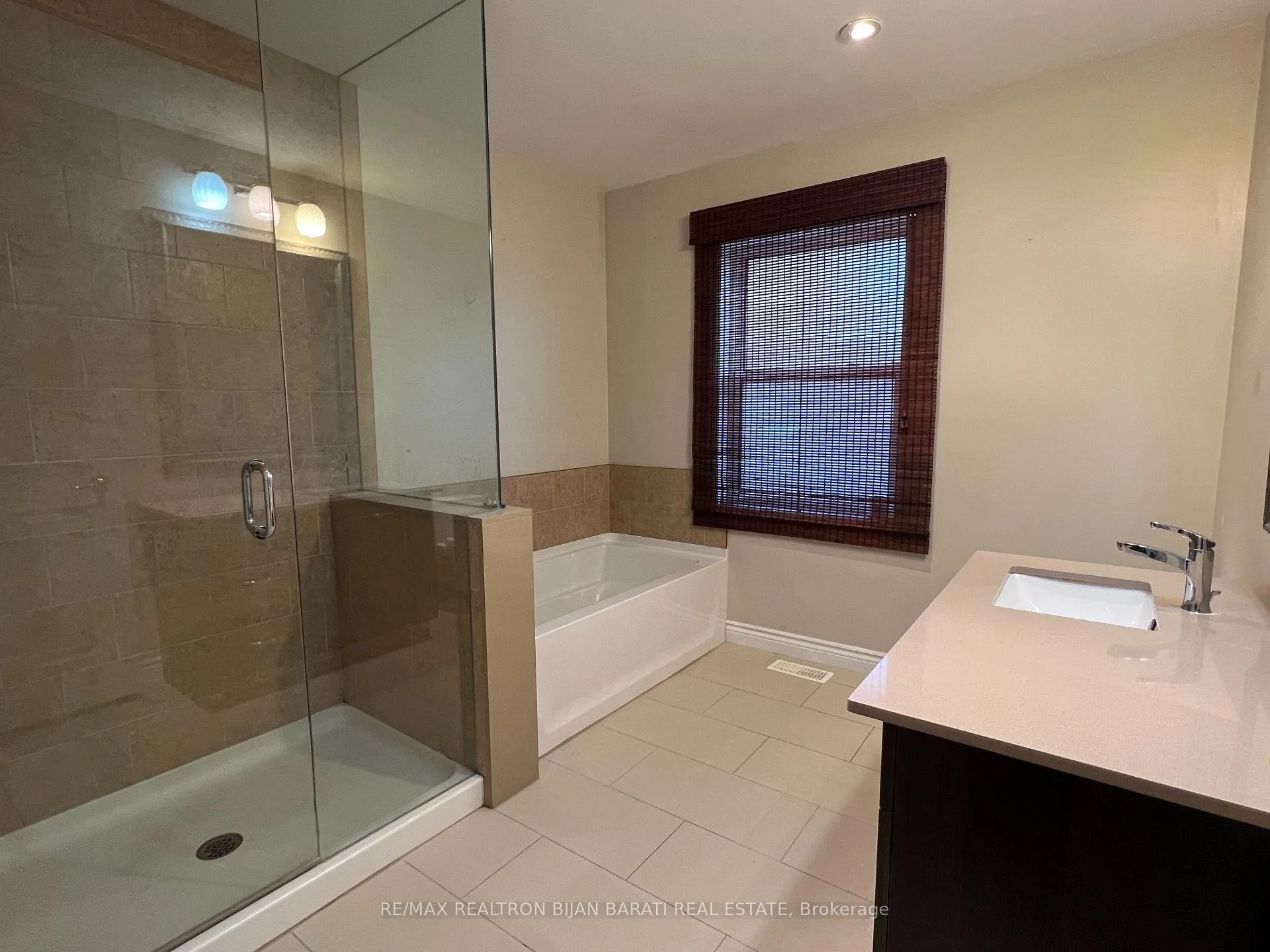 Photo 17 of 1200 Green Street, Whitby, Downtown Whitby — HOMEH