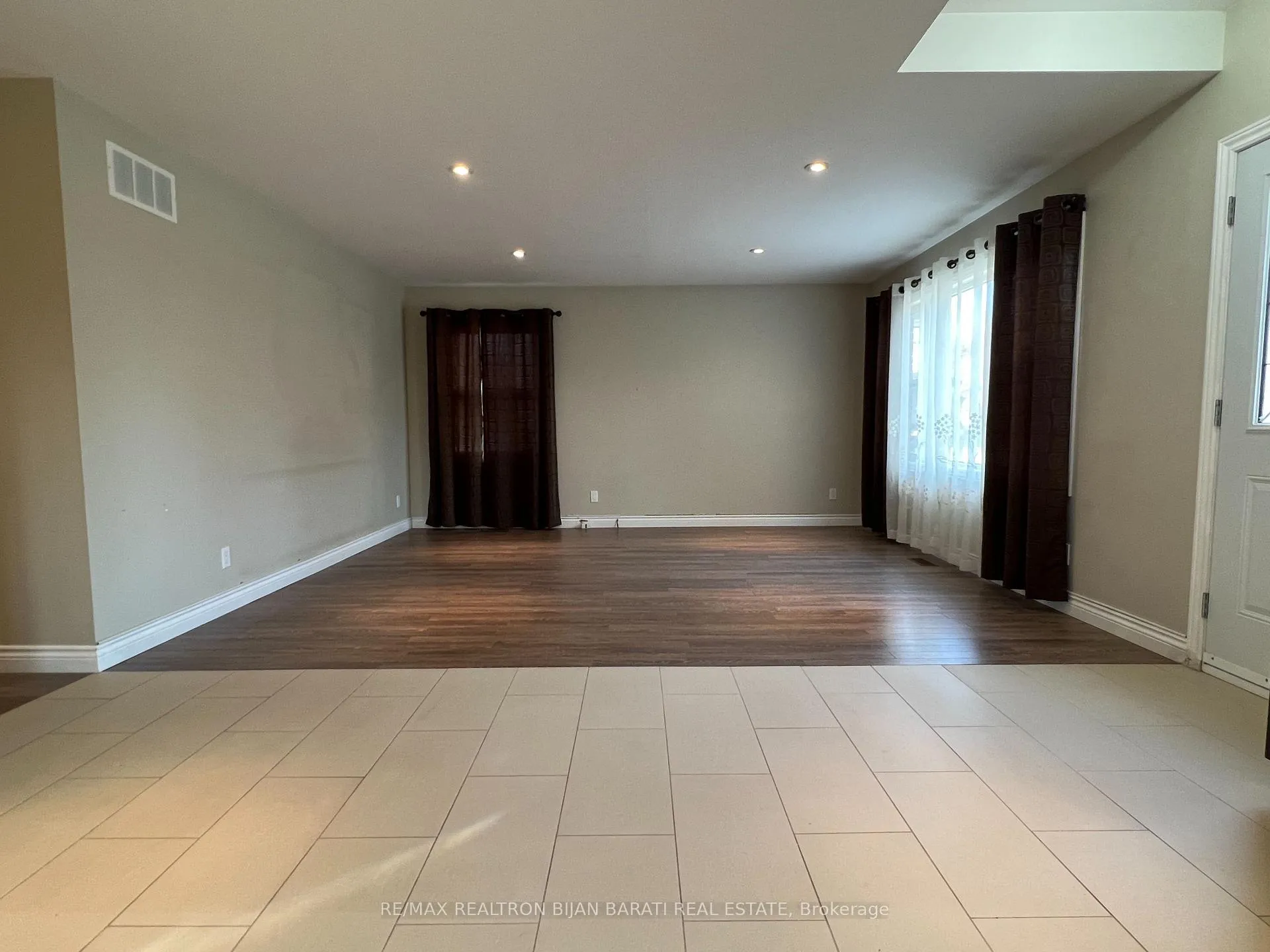 Photo 18 of 1200 Green Street, Whitby, Downtown Whitby — HOMEH