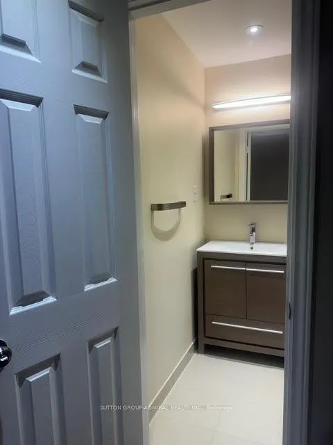 Photo 14 of 18 William Bowes Boulevard, Vaughan, Patterson — HOMEH