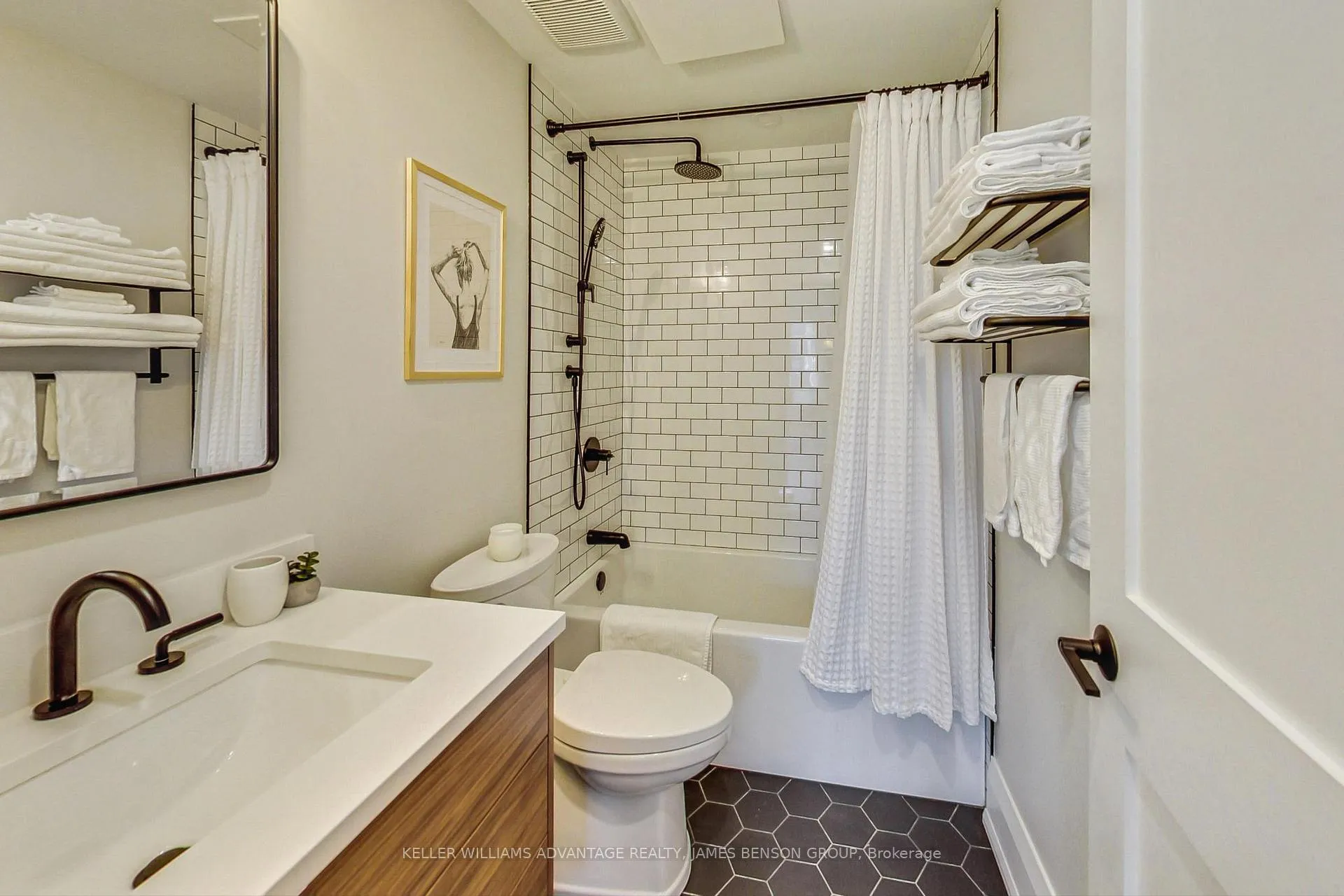 Photo 15 of Unit Unit 2, 32 Galt Avenue, Toronto, South Riverdale — HOMEH