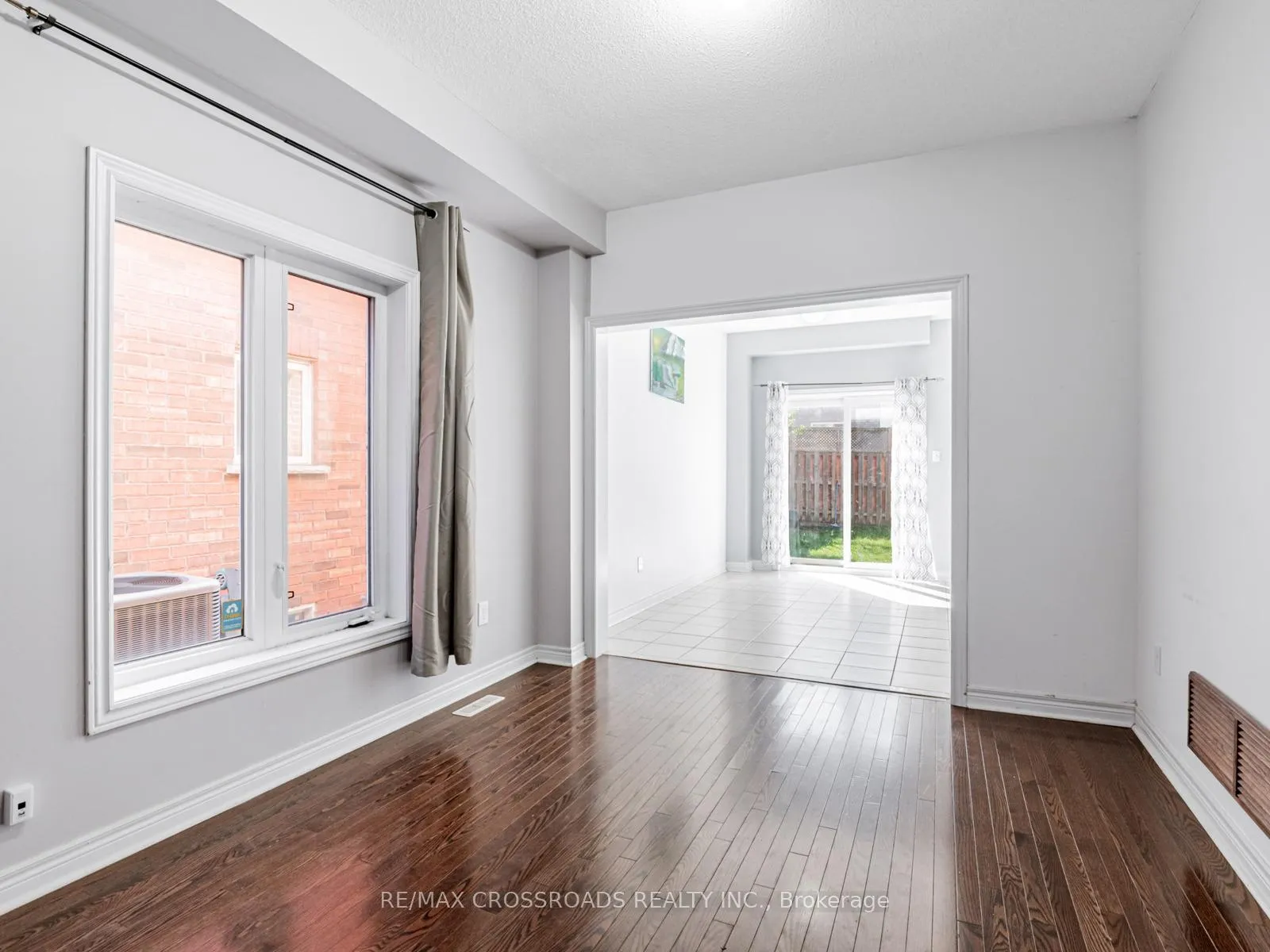 Photo 7 of 81 Lahore Crescent, Markham, Cedarwood — HOMEH