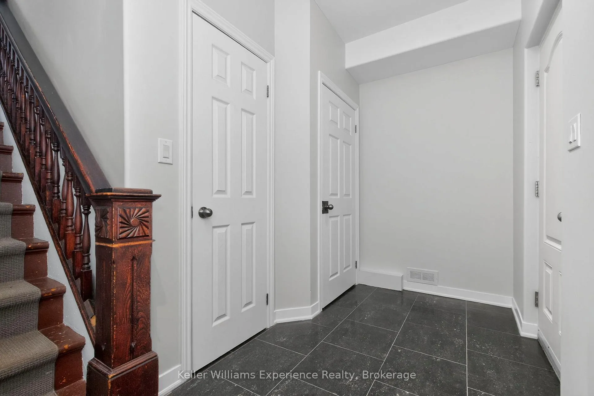 Photo 9 of Unit 1, 295 Bay Street, Midland — HOMEH