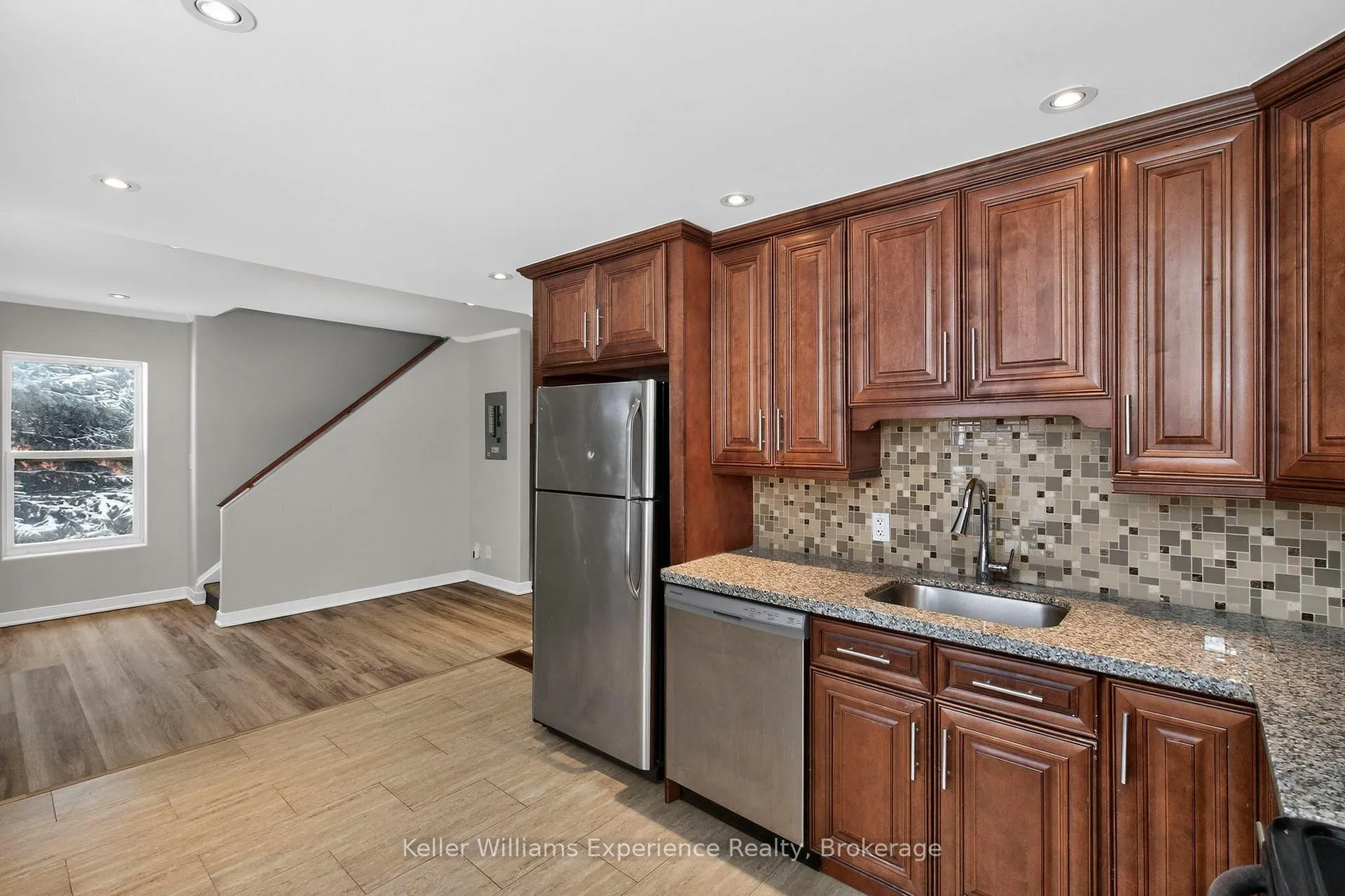 Photo 14 of Unit 1, 295 Bay Street, Midland — HOMEH