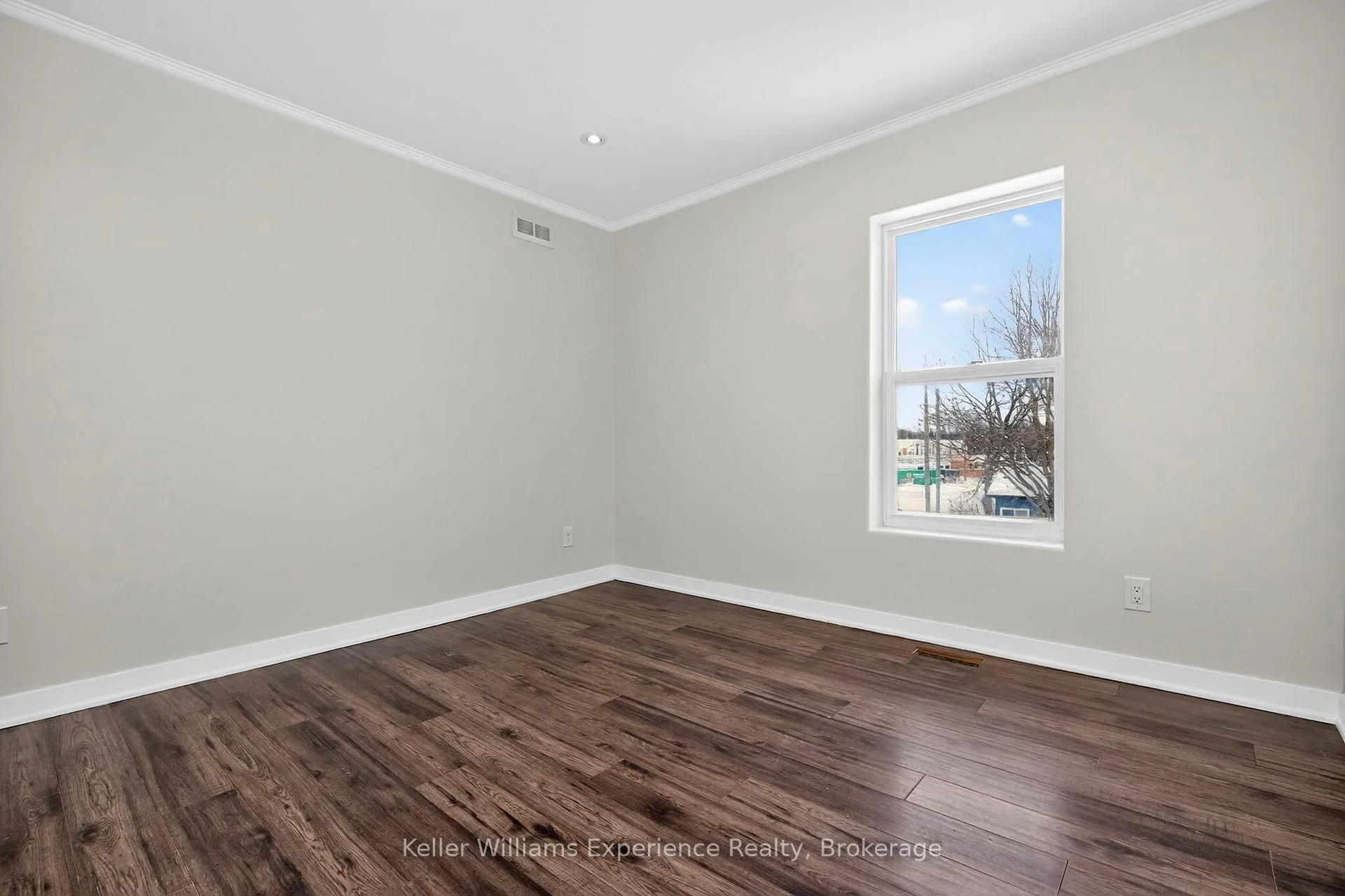 Photo 19 of Unit 1, 295 Bay Street, Midland — HOMEH