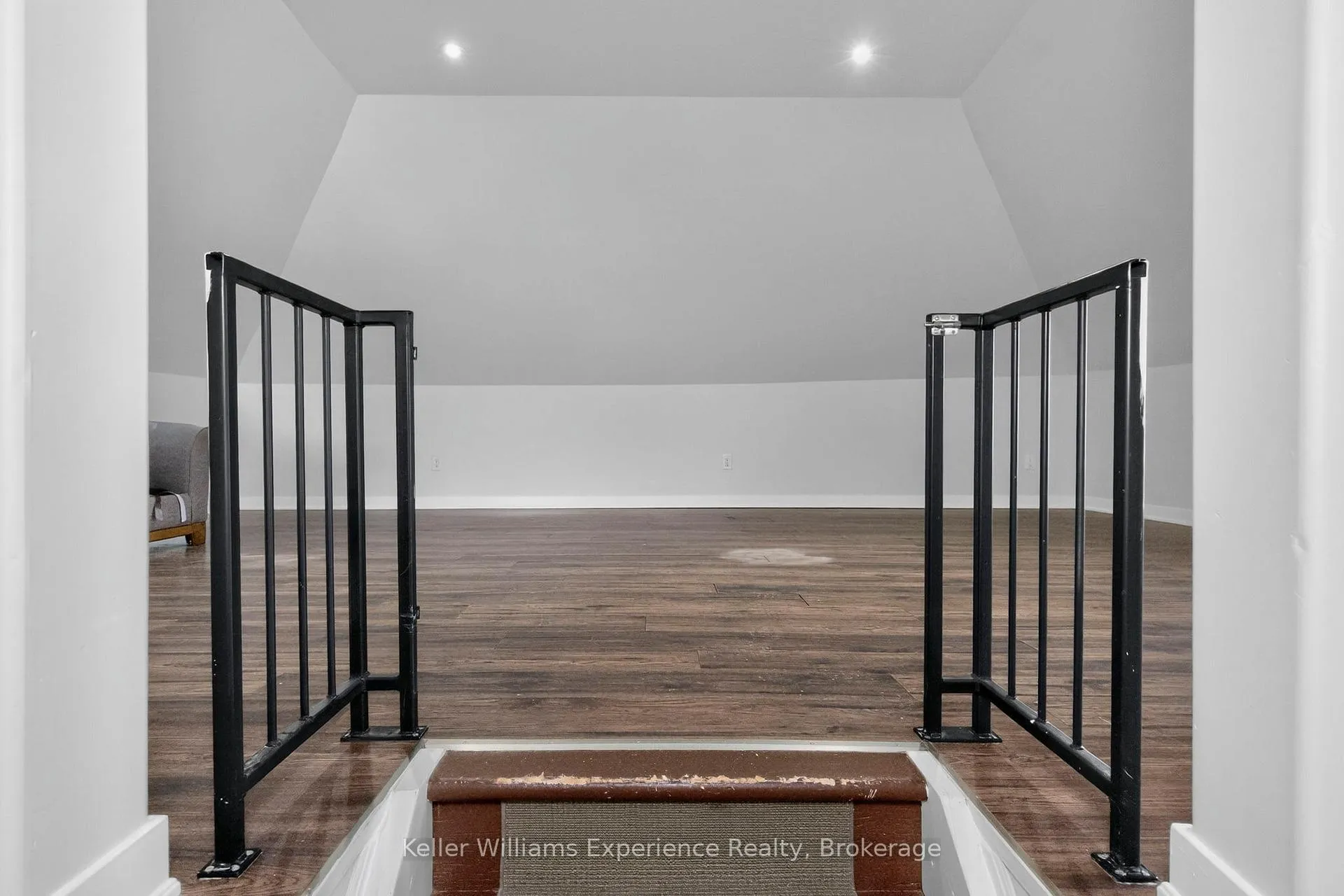 Photo 25 of Unit 1, 295 Bay Street, Midland — HOMEH