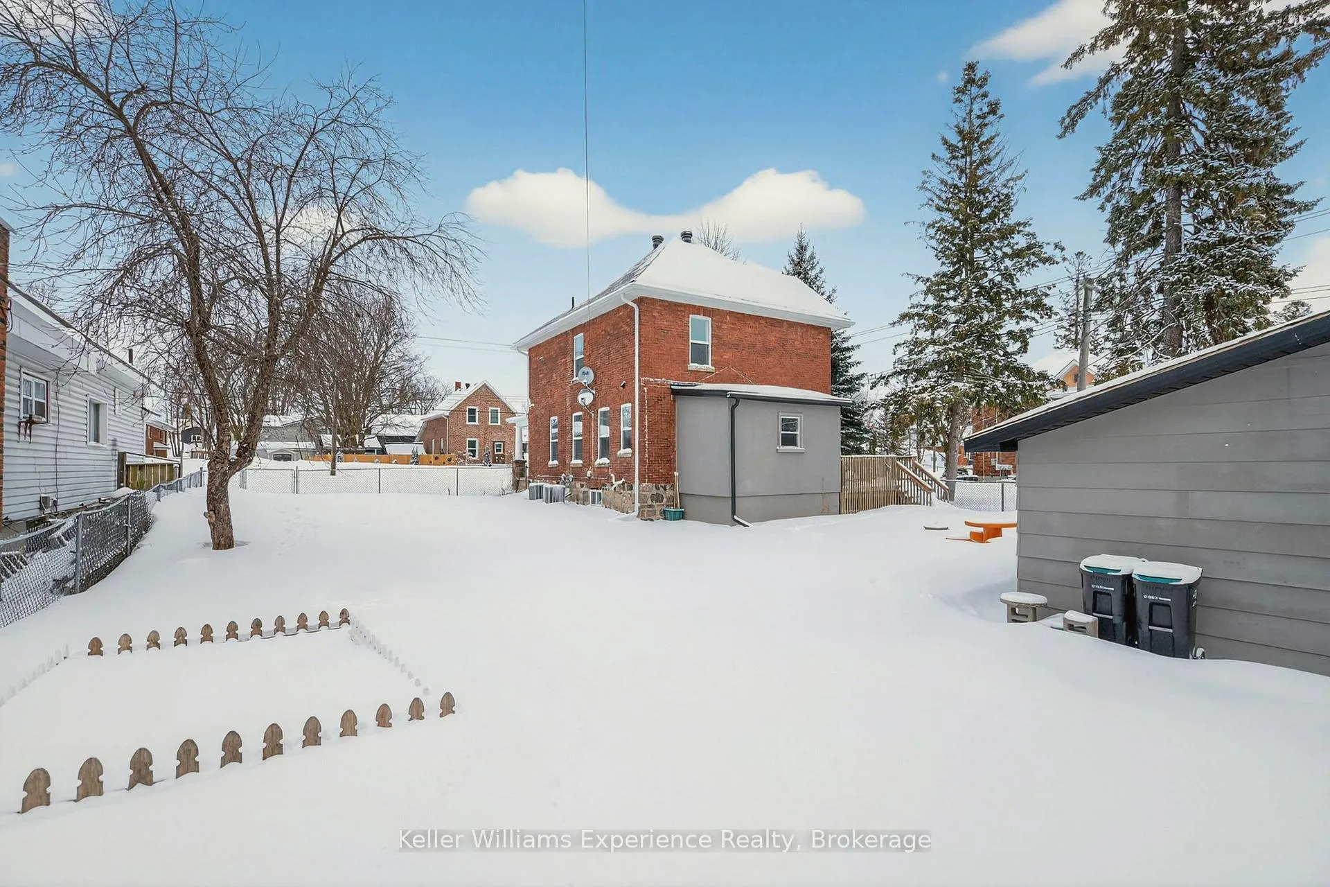 Photo 38 of Unit 1, 295 Bay Street, Midland — HOMEH