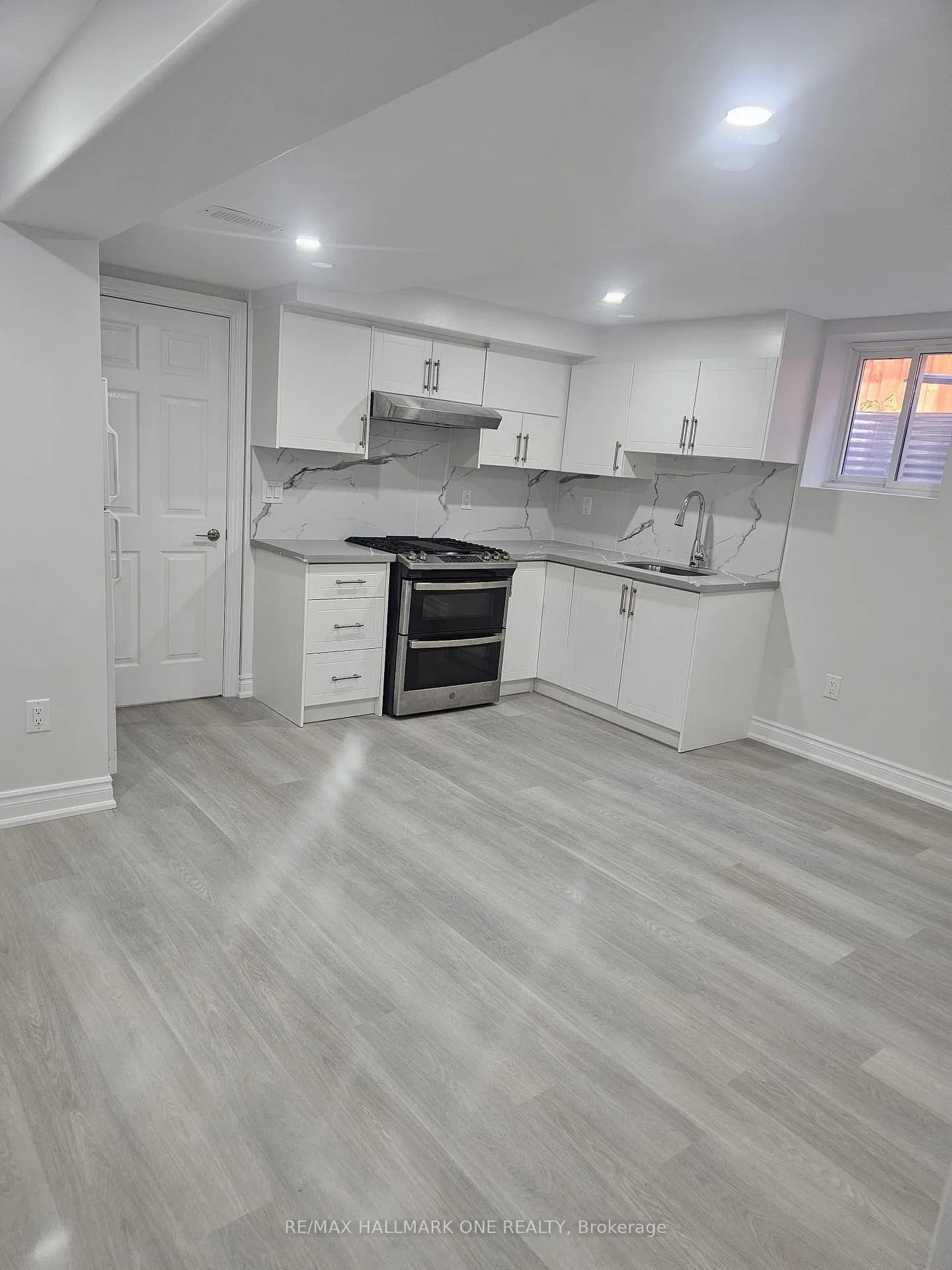 Photo 3 of Unit Lower, 1 Makin Court, Ajax, Central — HOMEH