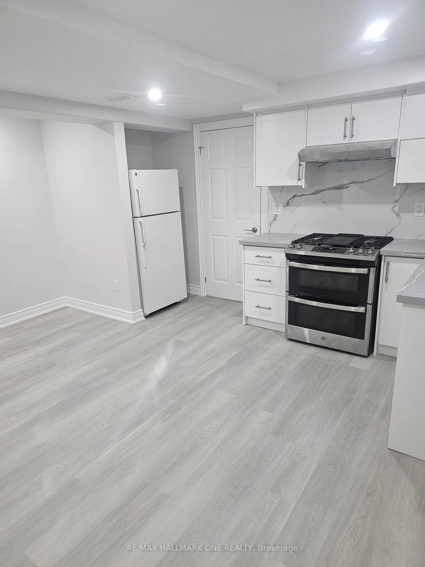 Photo 4 of Unit Lower, 1 Makin Court, Ajax, Central — HOMEH