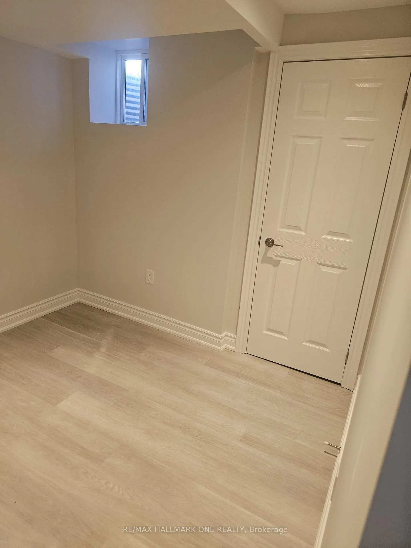 Photo 7 of Unit Lower, 1 Makin Court, Ajax, Central — HOMEH