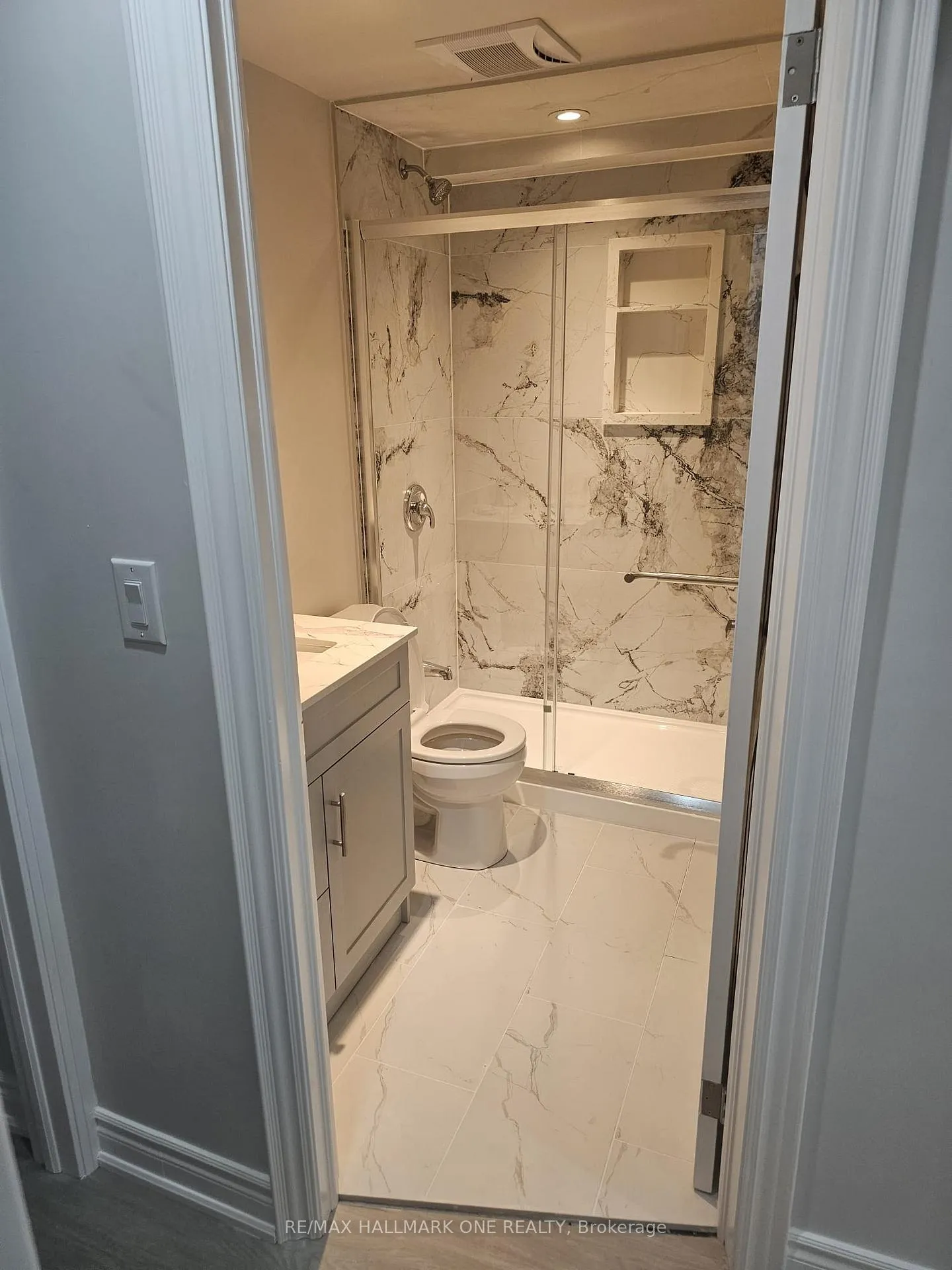 Photo 10 of Unit Lower, 1 Makin Court, Ajax, Central — HOMEH