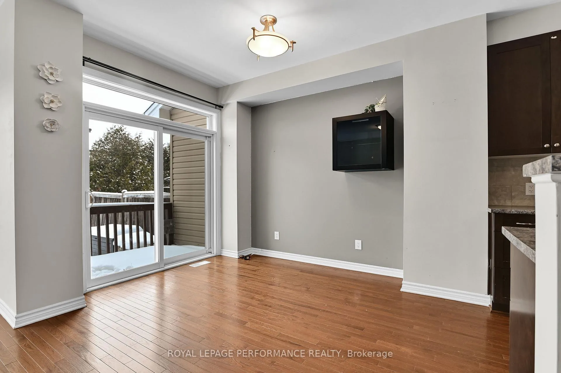 Photo 12 of 114 Mojave Crescent, Ottawa, Stittsville (North) — HOMEH