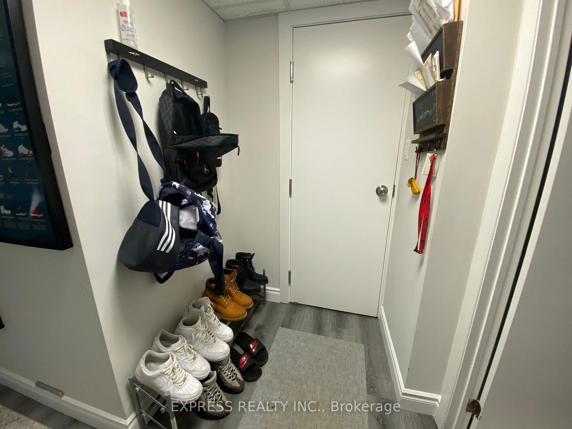 Photo 4 of Unit Lower, 1328 Avenue Road, Toronto, Lawrence Park South — HOMEH