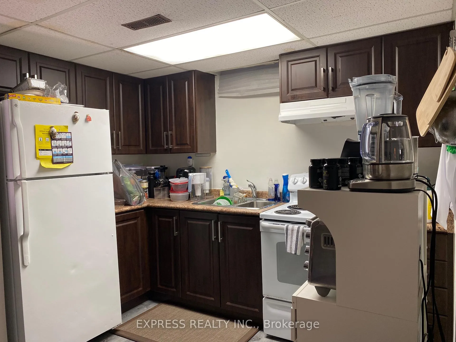 Photo 7 of Unit Lower, 1328 Avenue Road, Toronto, Lawrence Park South — HOMEH