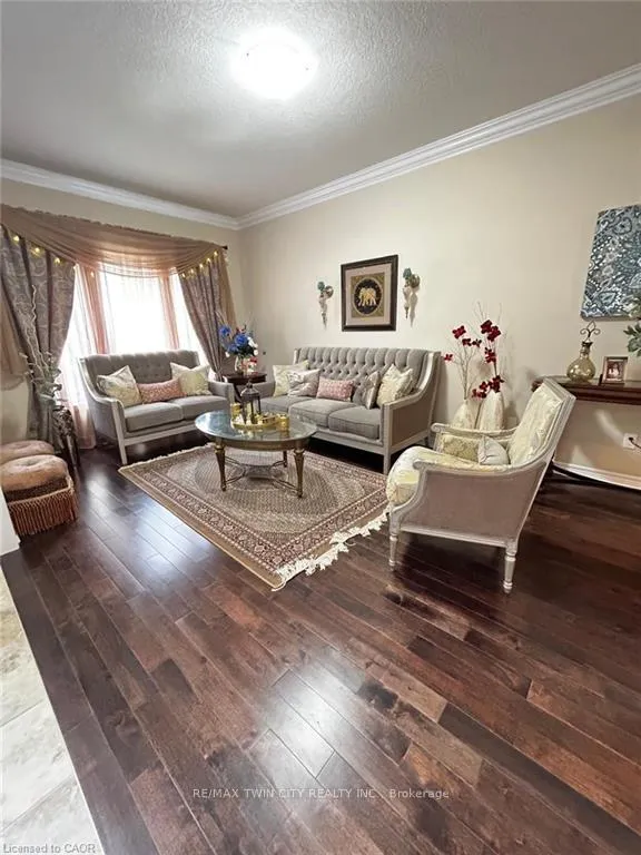 Photo 3 of 722 Sundew Drive, Waterloo — HOMEH