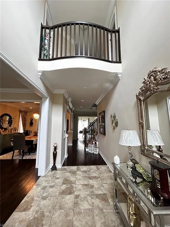 Photo 4 of 722 Sundew Drive, Waterloo — HOMEH