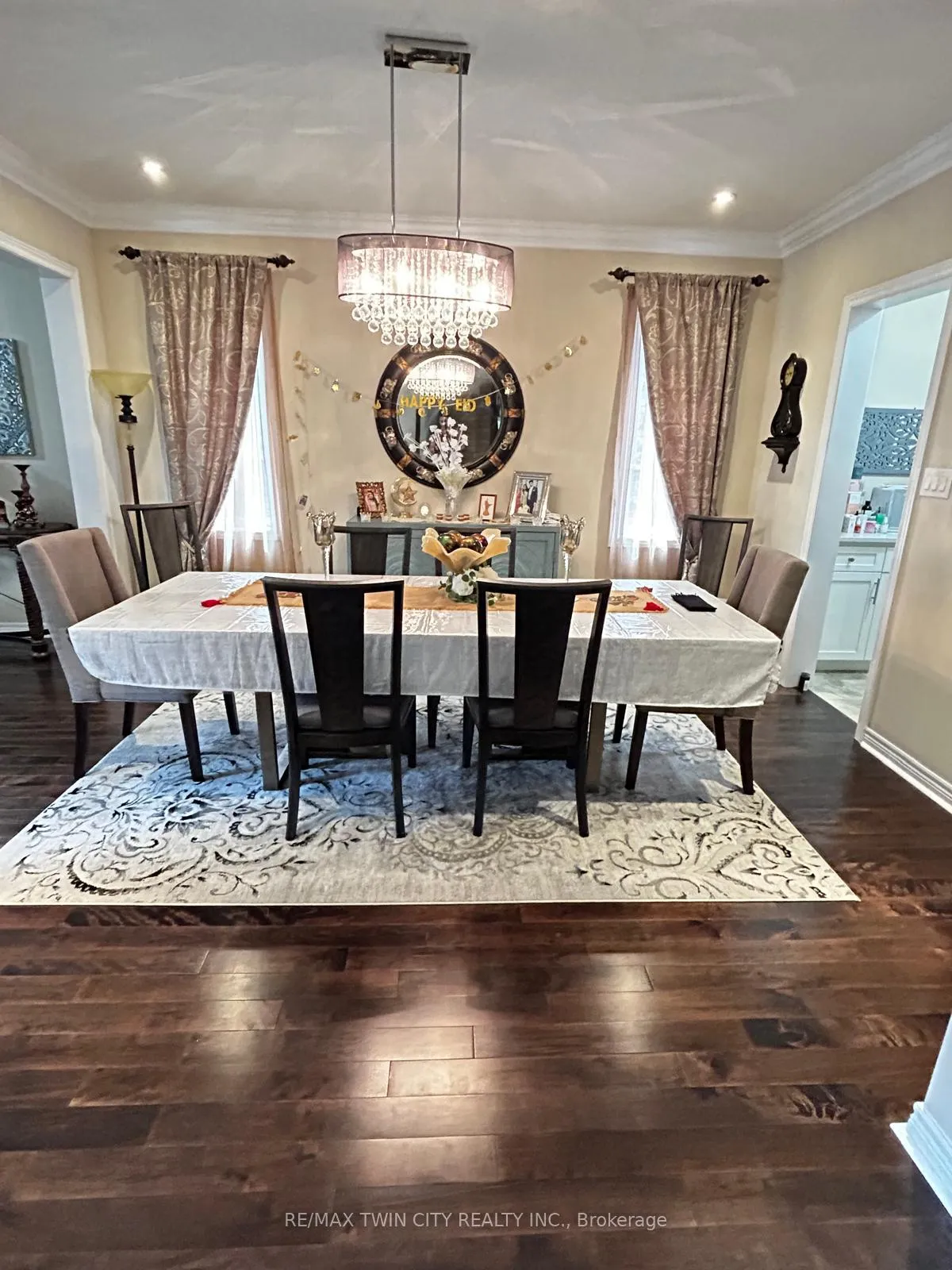 Photo 7 of 722 Sundew Drive, Waterloo — HOMEH