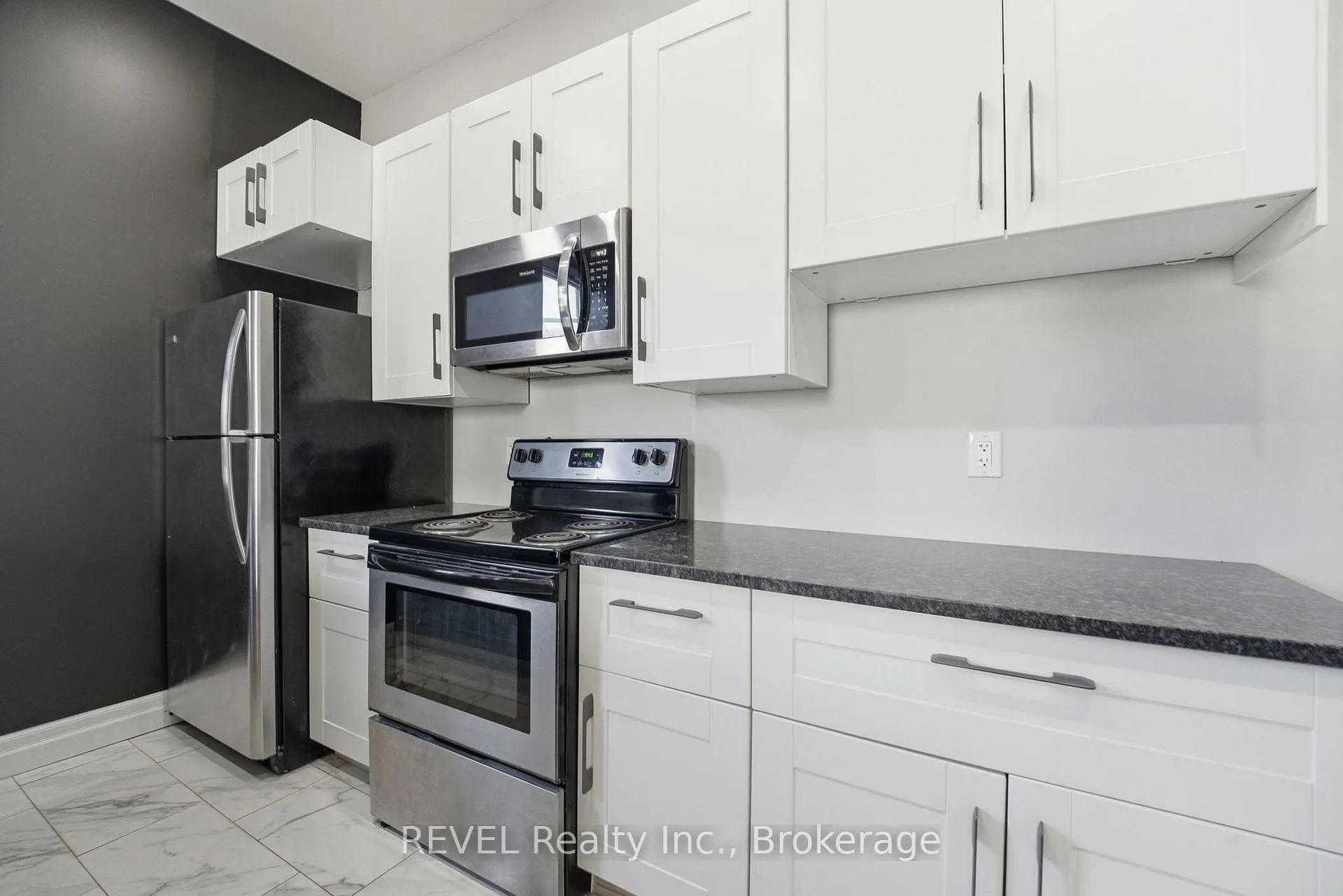 Photo 5 of Unit 7, 18 Clairmont Street, Thorold, Thorold Downtown — HOMEH