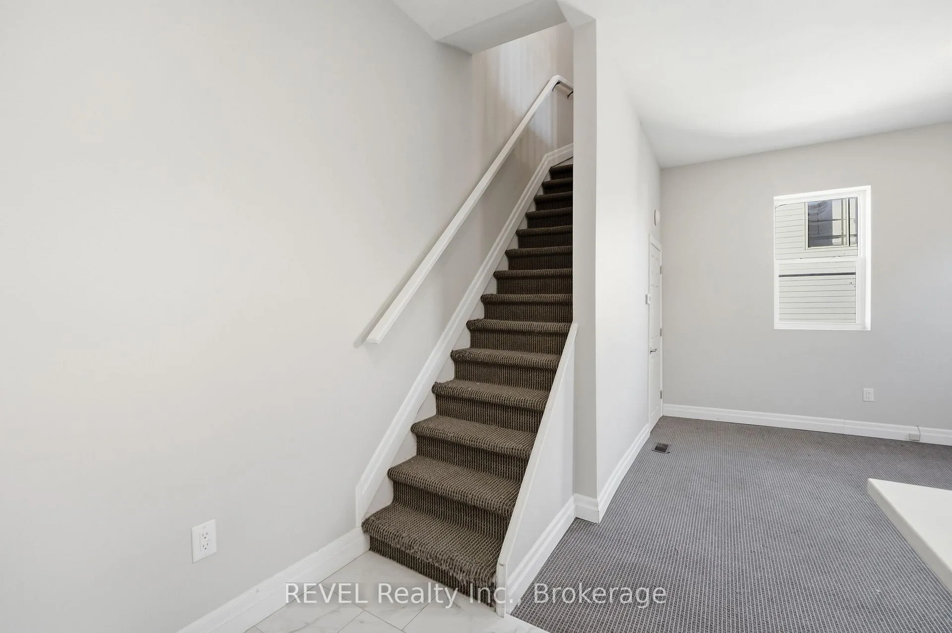 Photo 7 of Unit 7, 18 Clairmont Street, Thorold, Thorold Downtown — HOMEH