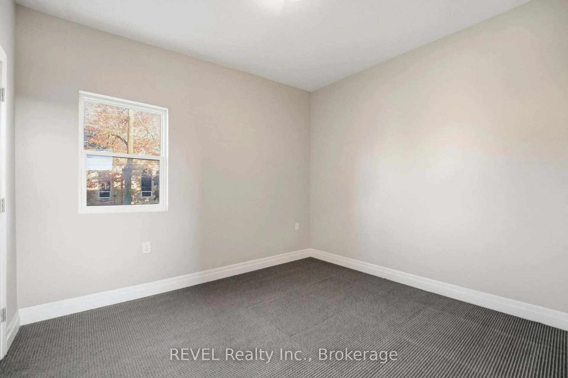 Photo 12 of Unit 7, 18 Clairmont Street, Thorold, Thorold Downtown — HOMEH