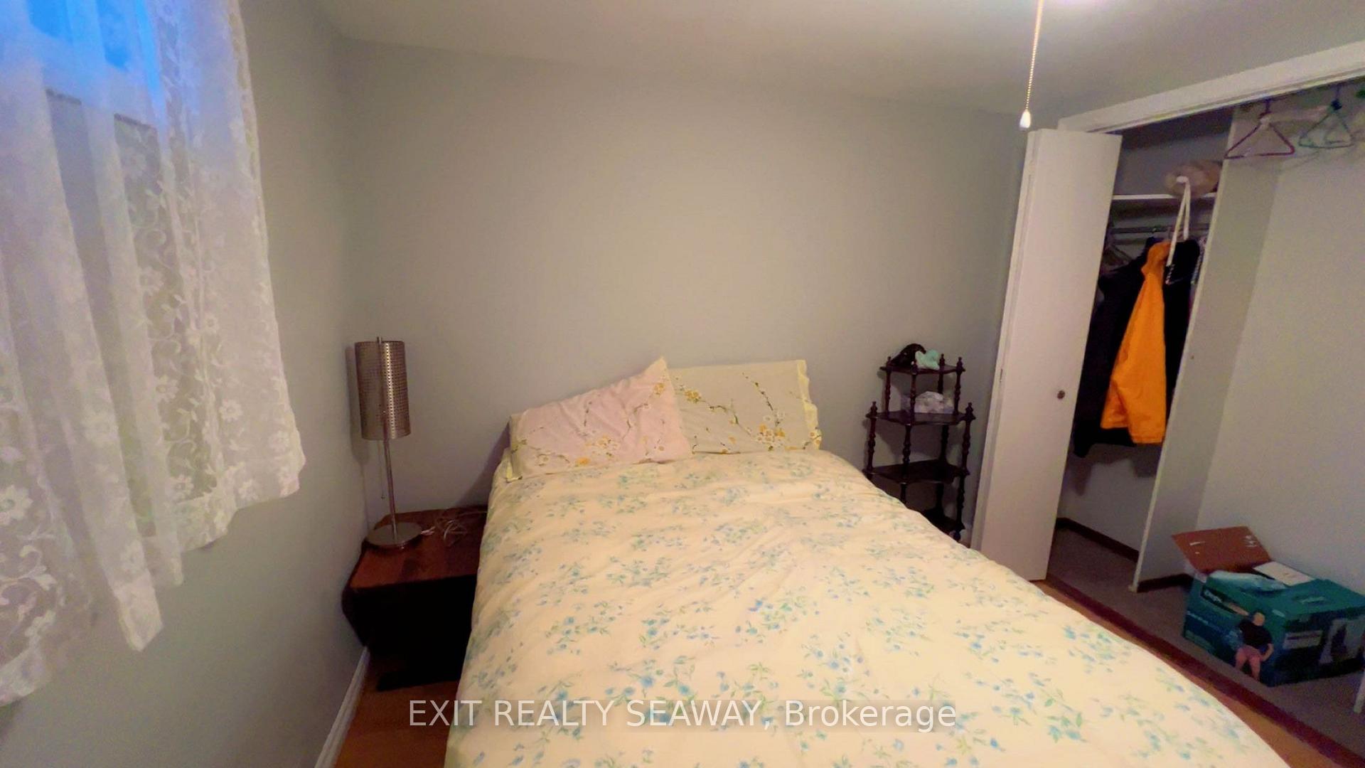 Photo 11 of 42 Valecrest Drive, Cornwall — HOMEH
