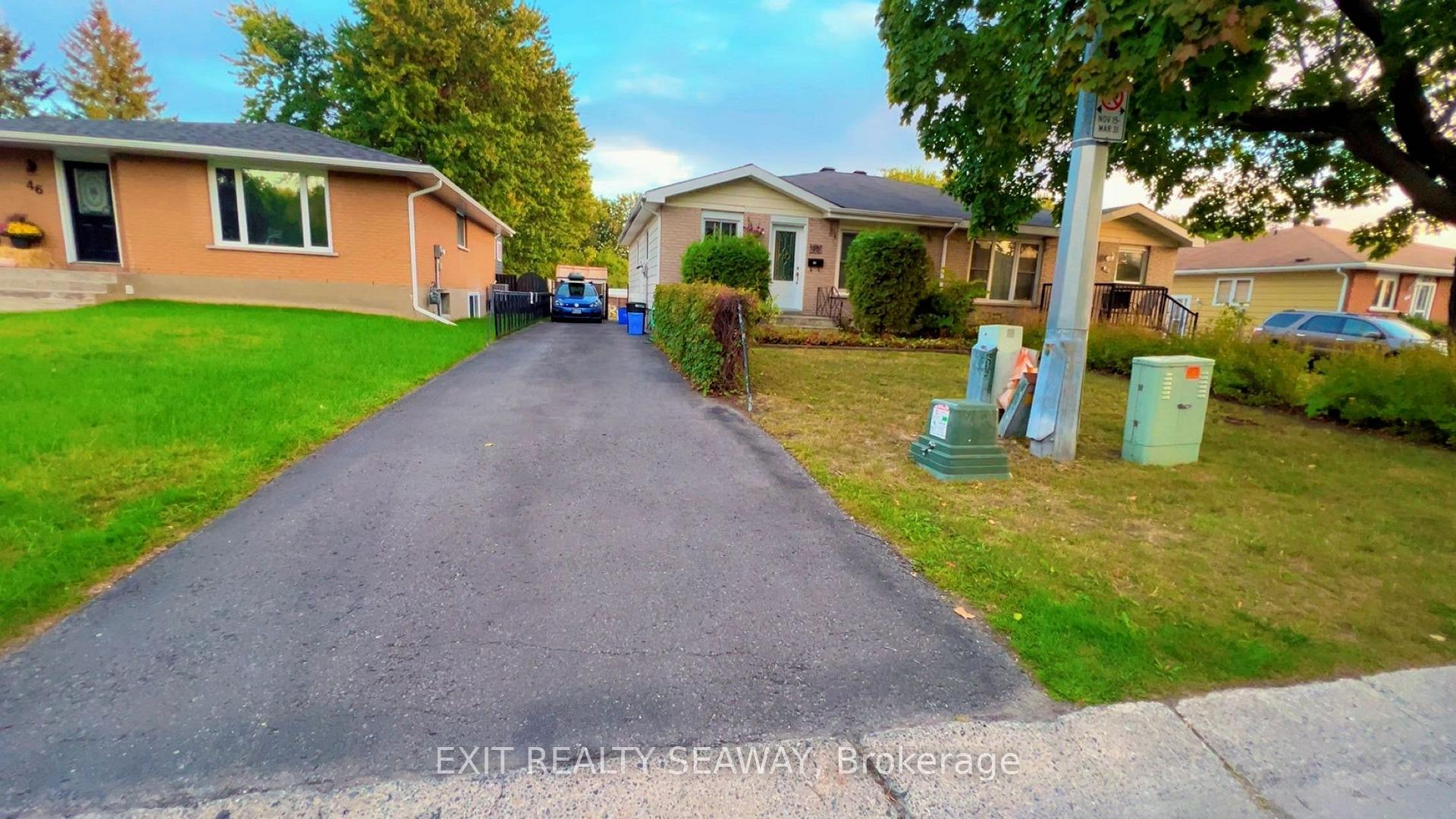 Photo 13 of 42 Valecrest Drive, Cornwall — HOMEH