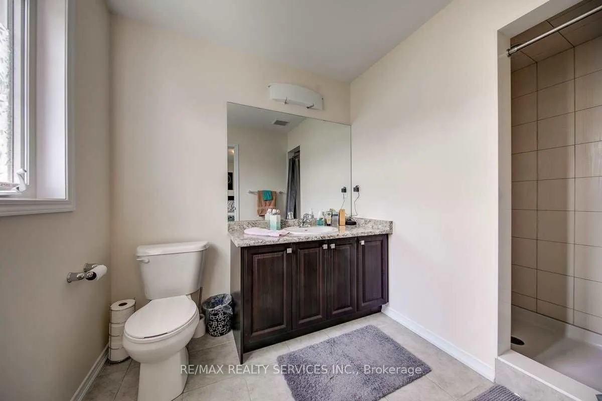 Photo 11 of 7722 Redbud Lane, Niagara Falls, Brown — HOMEH