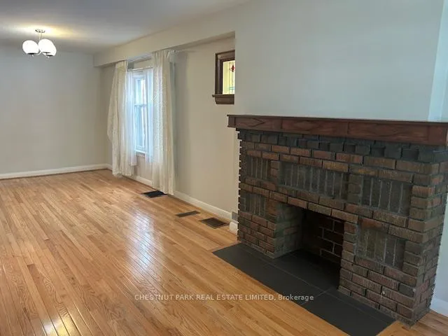 Photo 6 of 32 Henning Avenue, Toronto, Yonge-Eglinton — HOMEH