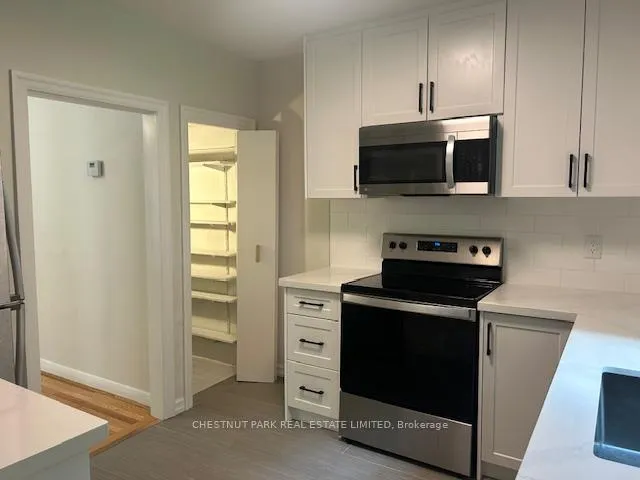 Photo 12 of 32 Henning Avenue, Toronto, Yonge-Eglinton — HOMEH