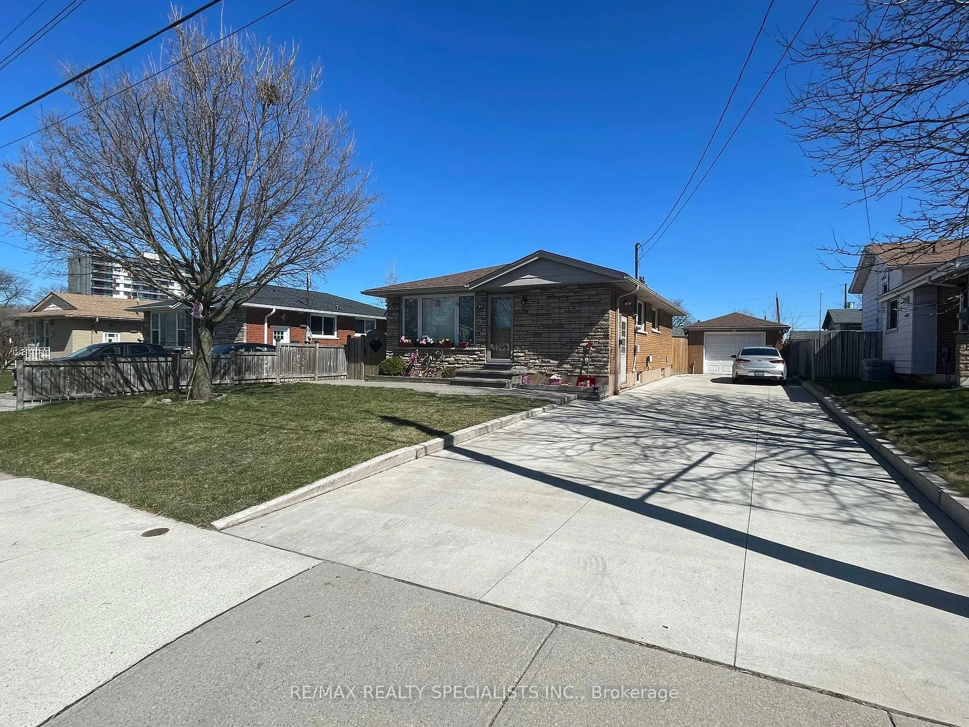 Photo 1 of Unit BSMT, 27 Deerborn Drive, Hamilton, Thorner — HOMEH
