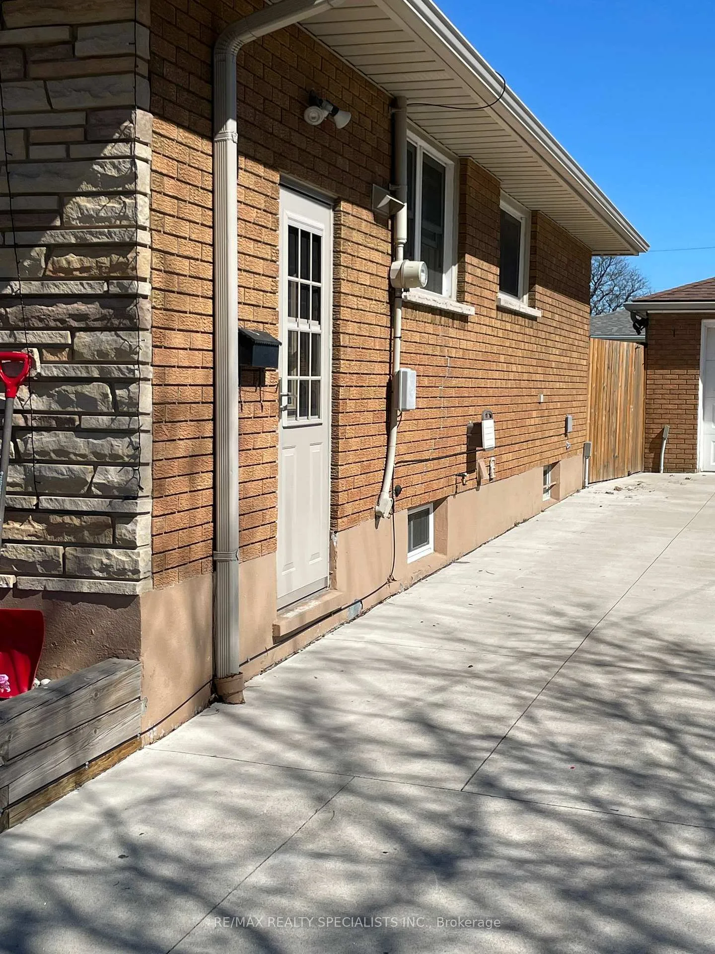Photo 2 of Unit BSMT, 27 Deerborn Drive, Hamilton, Thorner — HOMEH