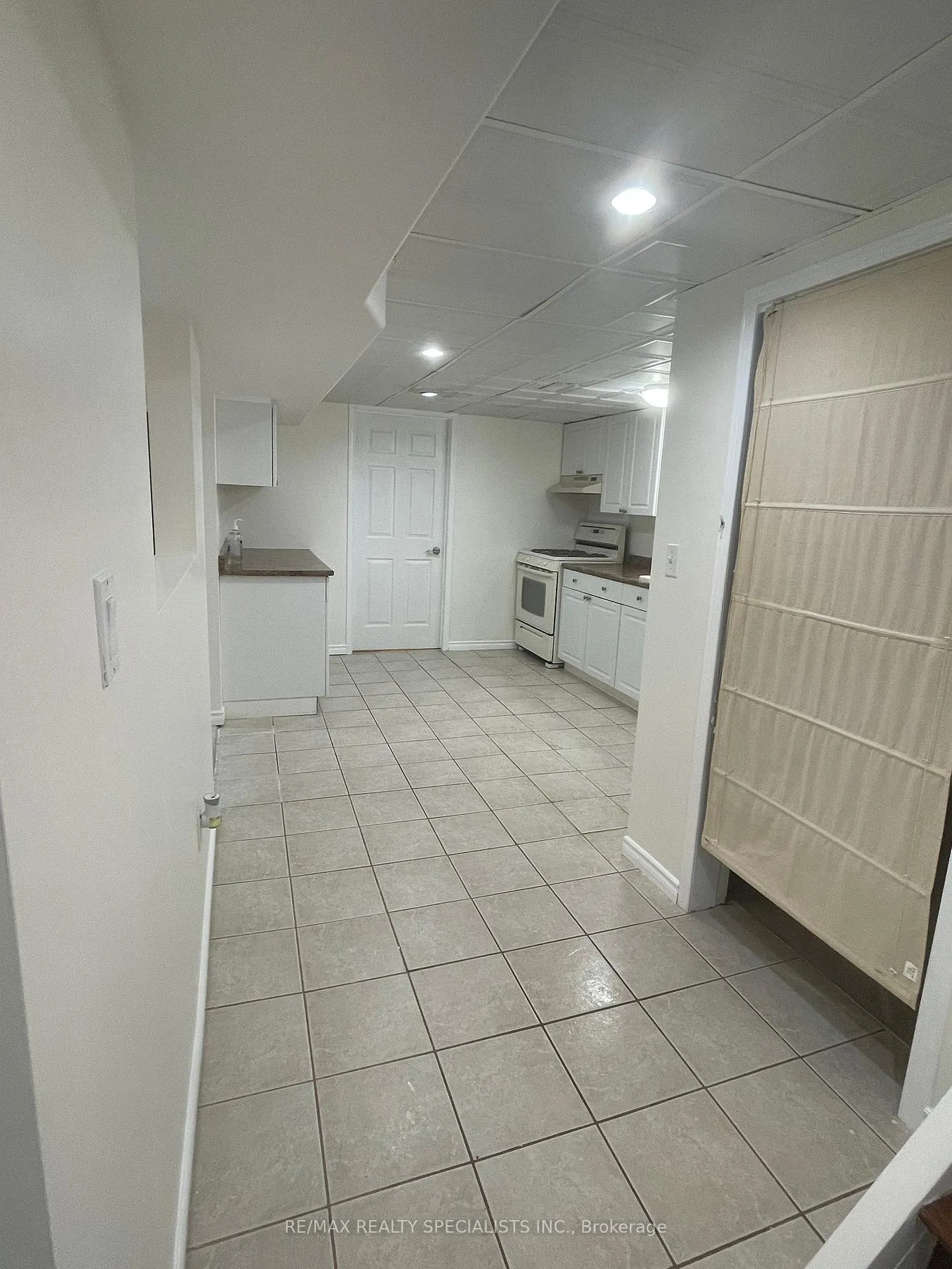 Photo 9 of Unit BSMT, 27 Deerborn Drive, Hamilton, Thorner — HOMEH