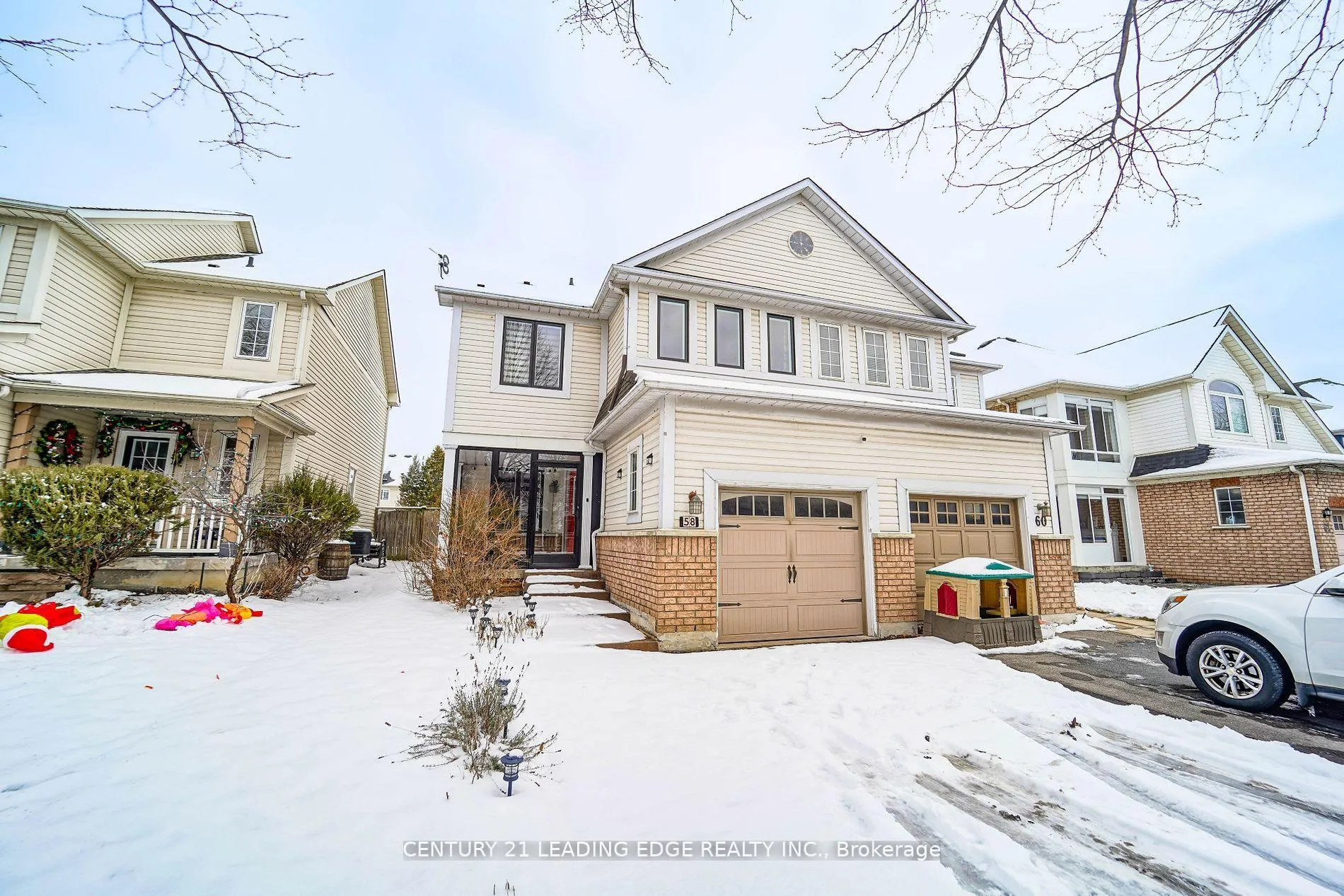 Photo 2 of Unit Upper, 58 Regatta Crescent, Whitby, Port Whitby — HOMEH