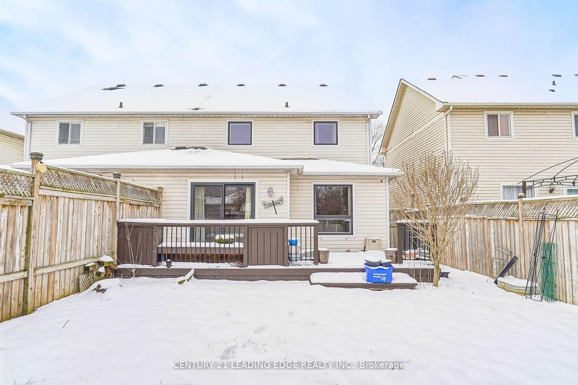 Photo 7 of Unit Upper, 58 Regatta Crescent, Whitby, Port Whitby — HOMEH