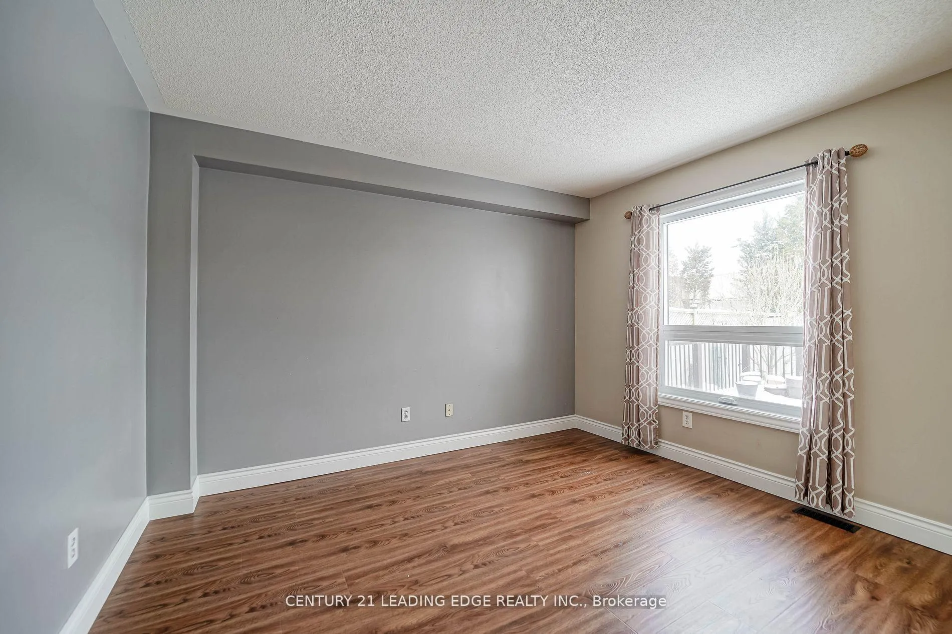Photo 23 of Unit Upper, 58 Regatta Crescent, Whitby, Port Whitby — HOMEH