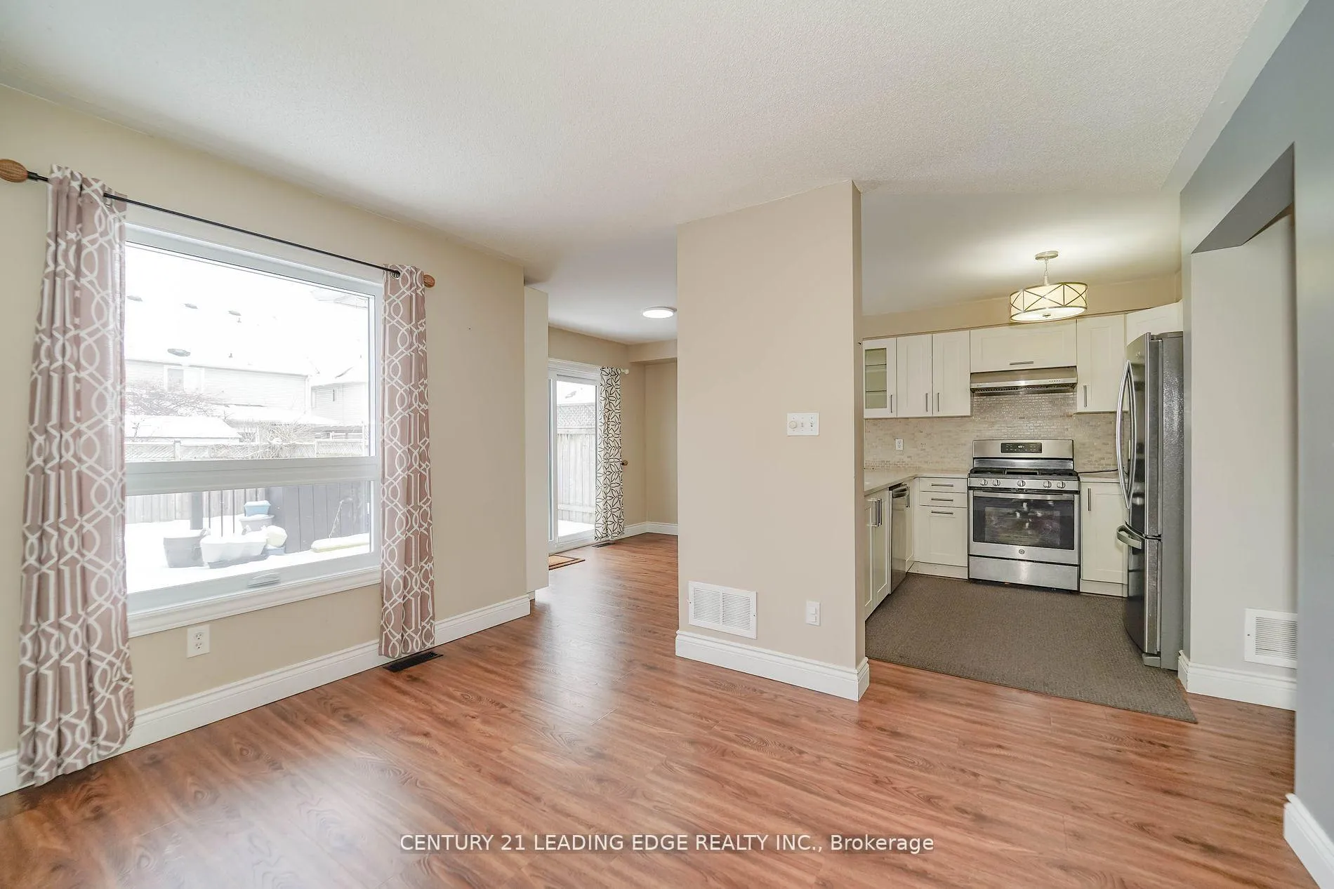 Photo 24 of Unit Upper, 58 Regatta Crescent, Whitby, Port Whitby — HOMEH